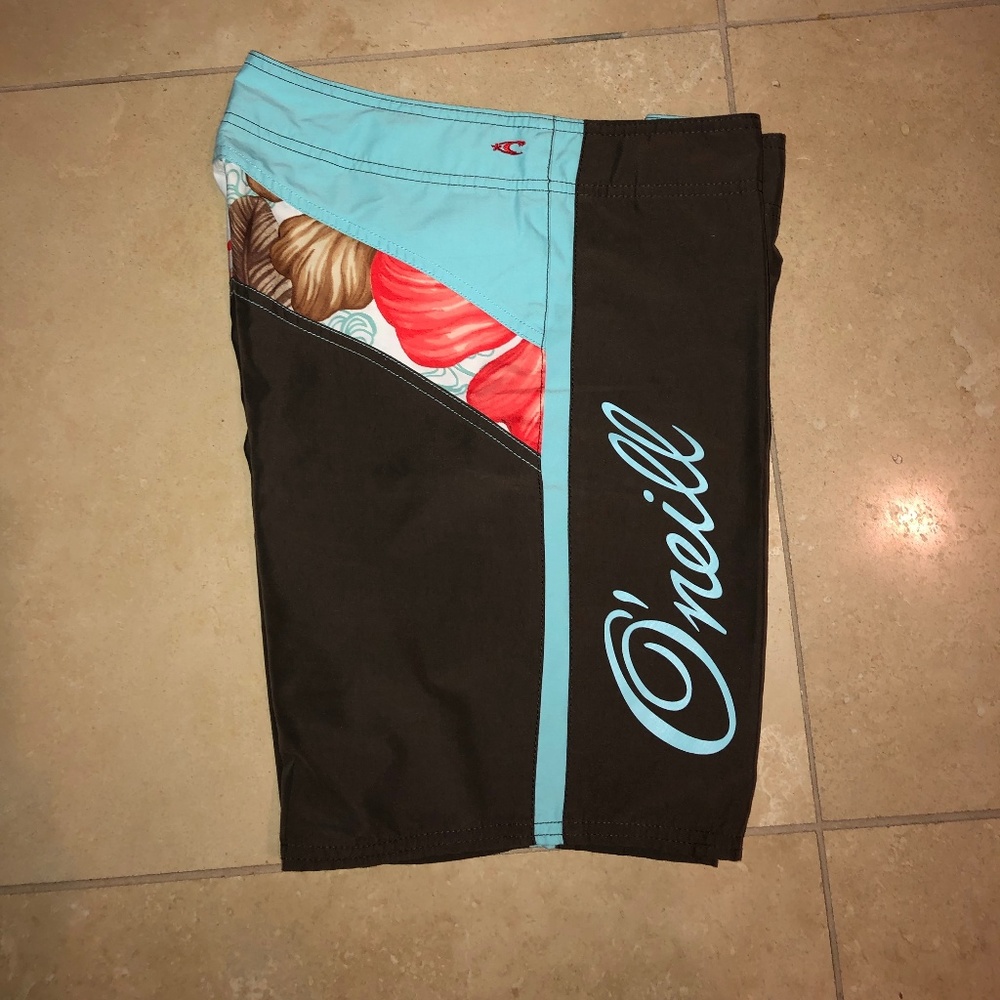 ❌SOLD❌ O'Neill Board Shorts Size 3
